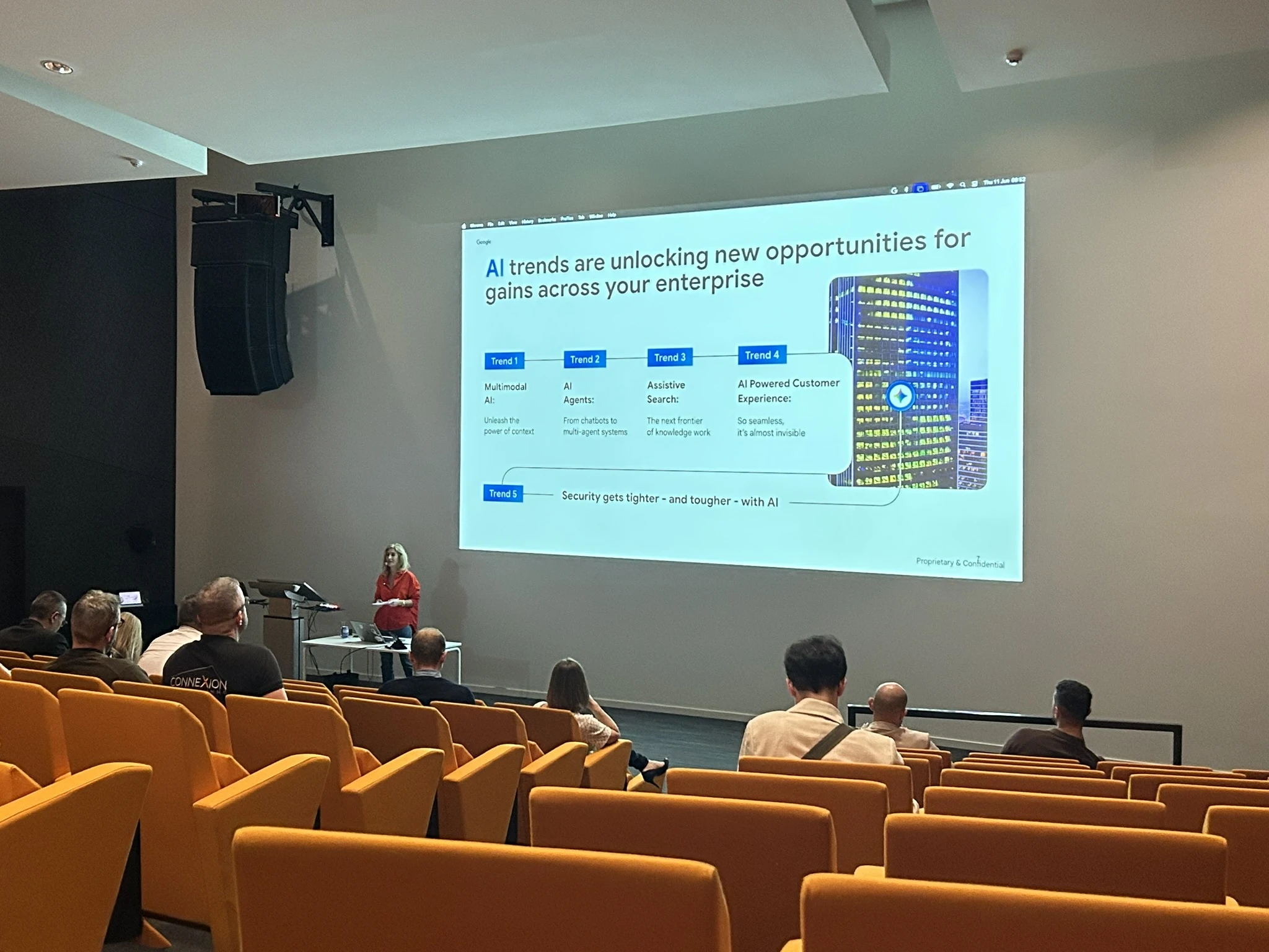 Myriam Schächtel, qui présente "GOOGLE AI - GEMINI au service de la croissance des entreprises"